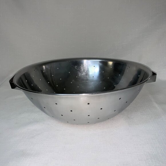 Large Stainless Steel Colander With Dual Handles - Picture 1 of 6